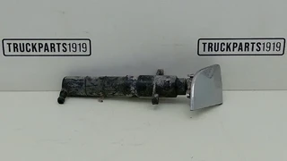 Scania - Body & Chassis Parts Koplamp sproeier Re. Scania en venta