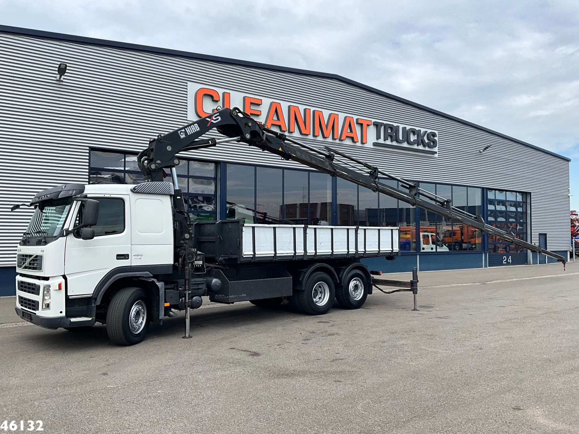 Volvo FM 480 Hiab 32 Tonmeter laadkraan Just 95.331 km! 2007 Bild 1