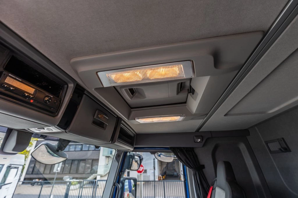 Renault 2018 - T480+HYDR imagen 12