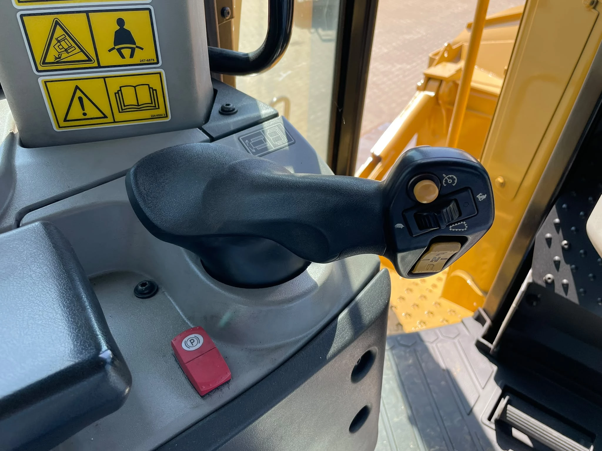 Caterpillar D8T - CE / EPA 2021 image 15