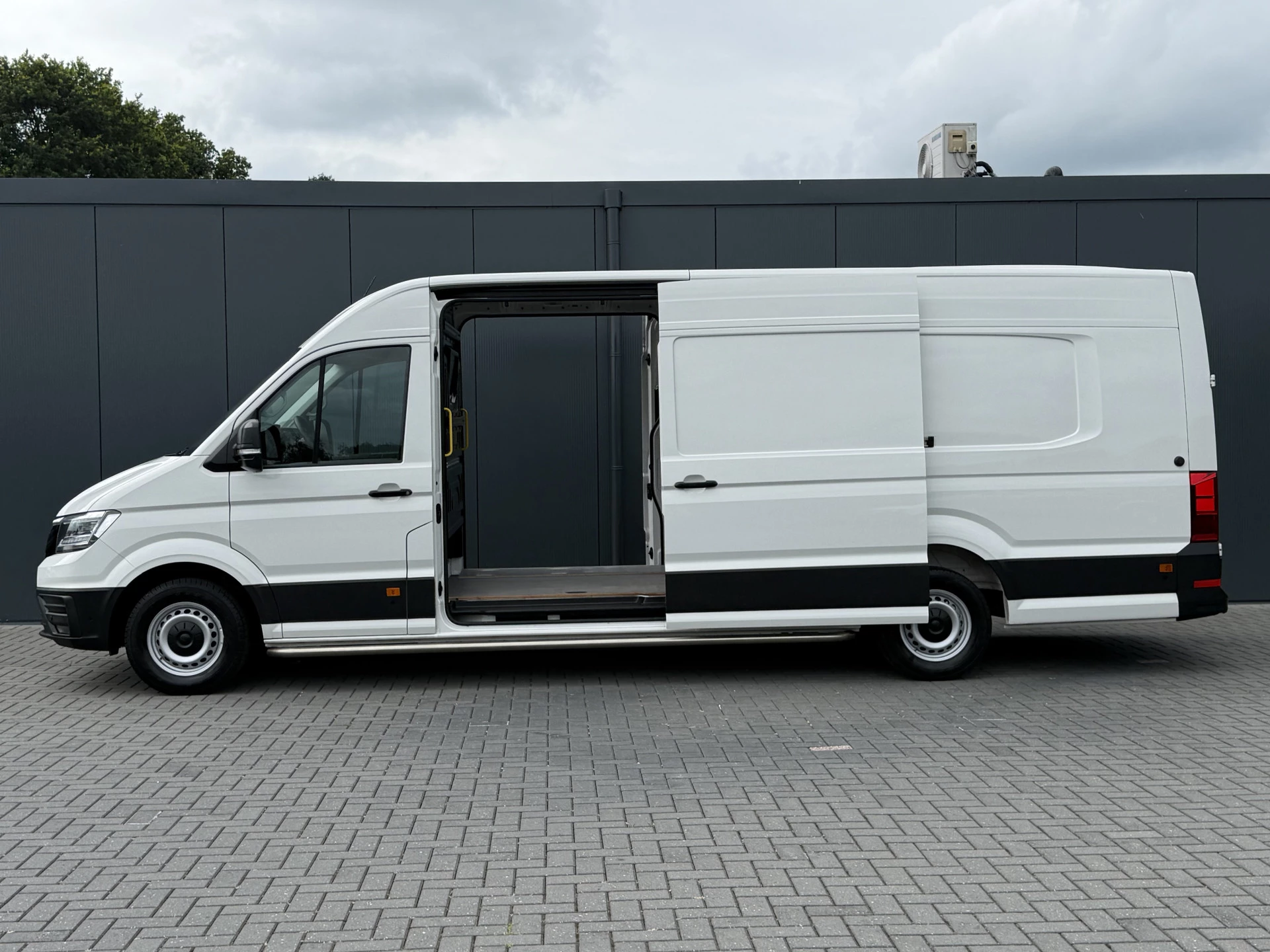 MAN TGE 2022 - 35 2.0 177 PK DSG AUTOMAAT HIGHLINE++ / L5H3 / LED / 2x SCHUIFDEUR / ZEER NETJES!! / CAMERA / ECC / GEVEERDE STOELEN / BLINDSPOT immagine 4