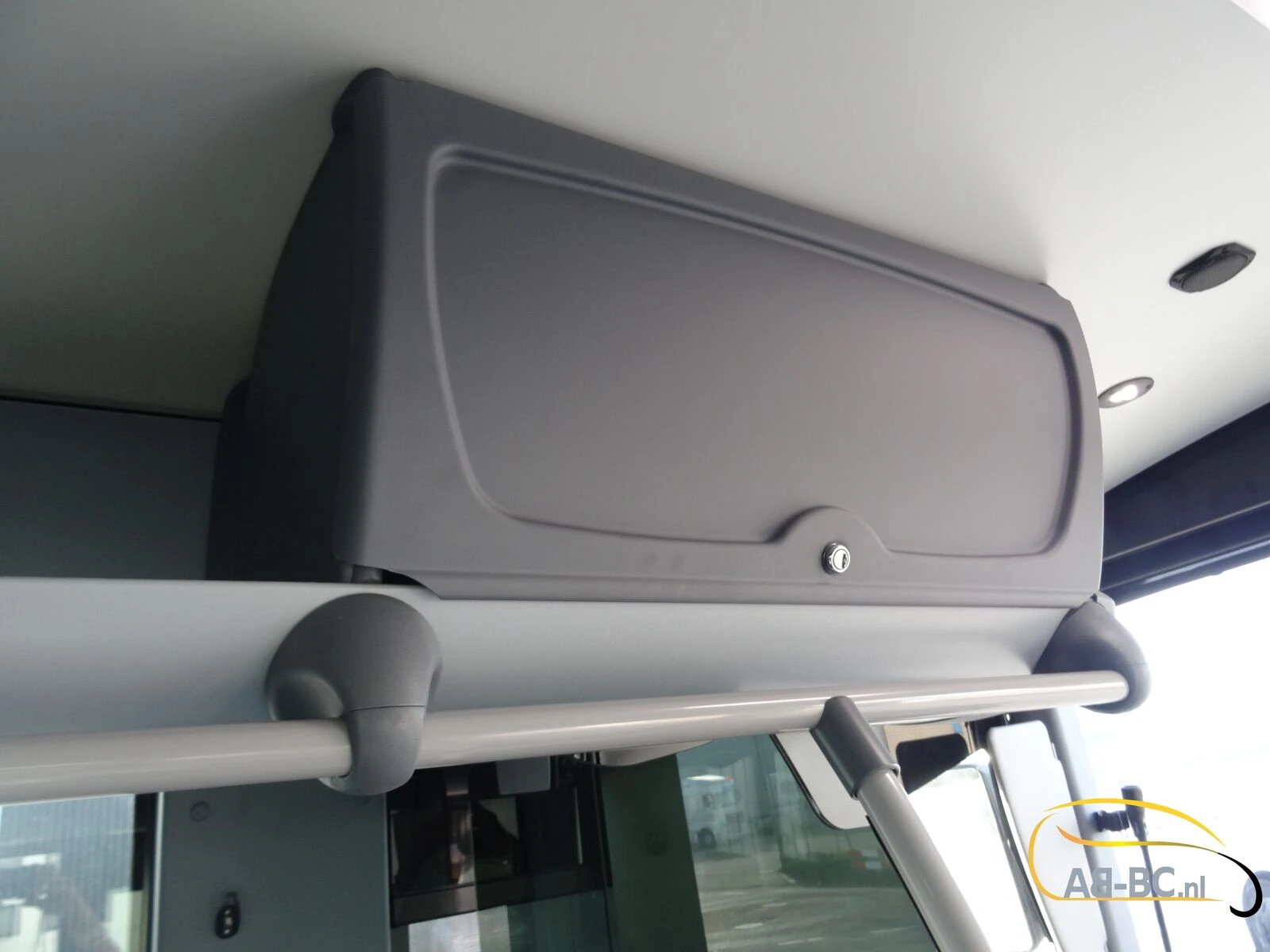 Iveco New 13 MTR Crossway 61 seats ADAS afbeelding 100