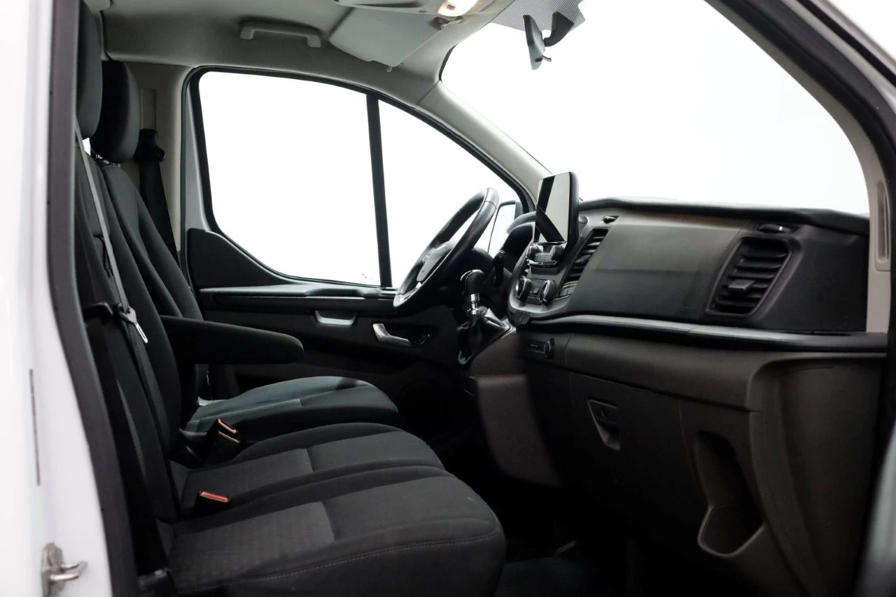 Ford Transit Custom 2020 - 2.0 TDCI 130pk L1H1 Trend D.C. Airco/Navi 12-2020 Bild 6