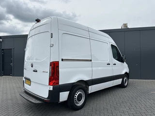 Mercedes-Benz Sprinter 2020 - 314 CDI 143 PK AUTOMAAT / L1H2 / 1e EIGENAAR / CAMERA / GEVEERDE STOEL / BLIND SPOT / CRUISE / AIRCO immagine 3