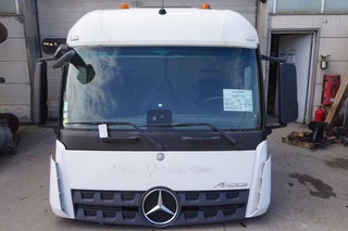 Mercedes-Benz N/A 2017 - L-STREAMSPACE 2.3MM 320 TUNNEL image 1