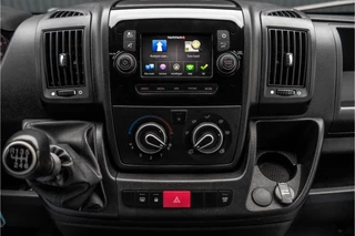 Peugeot Boxer 2021 - 330 2.2 BlueHDi 120 L2H2 Premium | Camera | Cruise | Navi | Airco | Trekhaak imagen 21