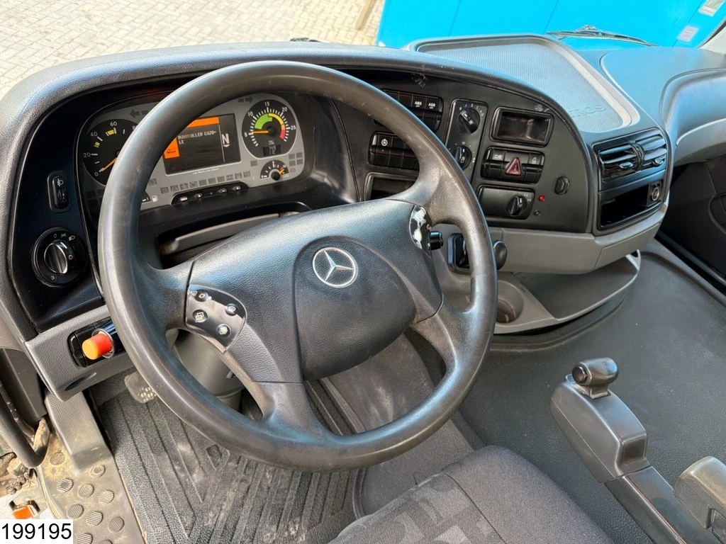 Mercedes-Benz Actros 2000 - 3236 8x4, PTO, Liebherr, Steel spring afbeelding 7