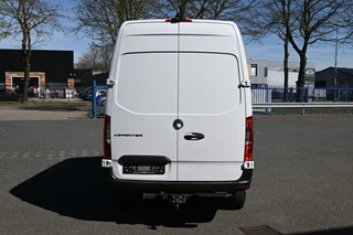 Mercedes-Benz eSprinter 2024 - 320 L2H2 RWD Pro 81kWh imagen 10