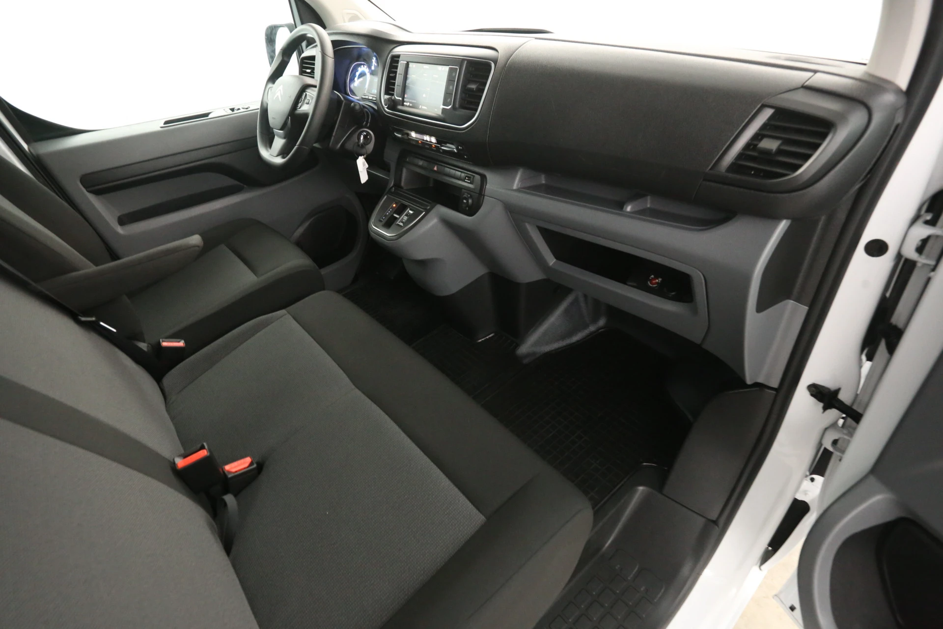 Opel Vivaro-e 2024 - Citroën e-Jumpy 75 kWh L3H1 afbeelding 25