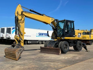 Caterpillar M313D VA - Outriggers + Blade 2012 - N/A imagen 2