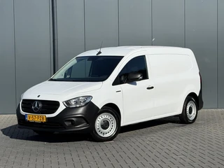 Mercedes-Benz eCitan 2023 - 112 Pro 51 kWh / L2H1 / TREKHAAK / 3-ZITS / **3.698 KM!!** / CAMERA / CRUISE / ECC / CARPLAY afbeelding 2 miniatuur