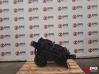 Mercedes-Benz 2022 - Occ batterijbak + luchtketel 20L 15,5Bar Mercedes image 3 thumbnail