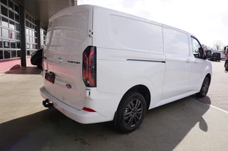Ford E-Transit 2026 - Cust. 320L L2H1 Limited 65 kWh 160KW/218PK Automaat met POWERPACK obrazek 4