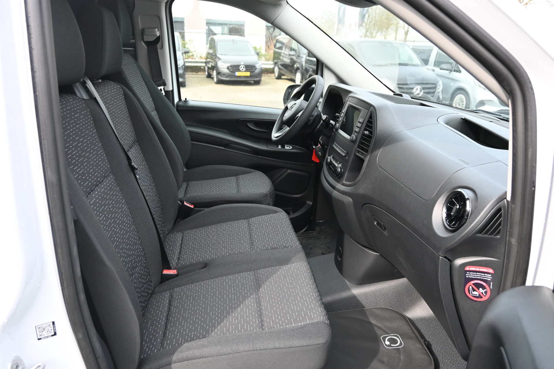 Mercedes-Benz eVito 2025 - 112 L2 261km WLTP 66 kWh Bild 7