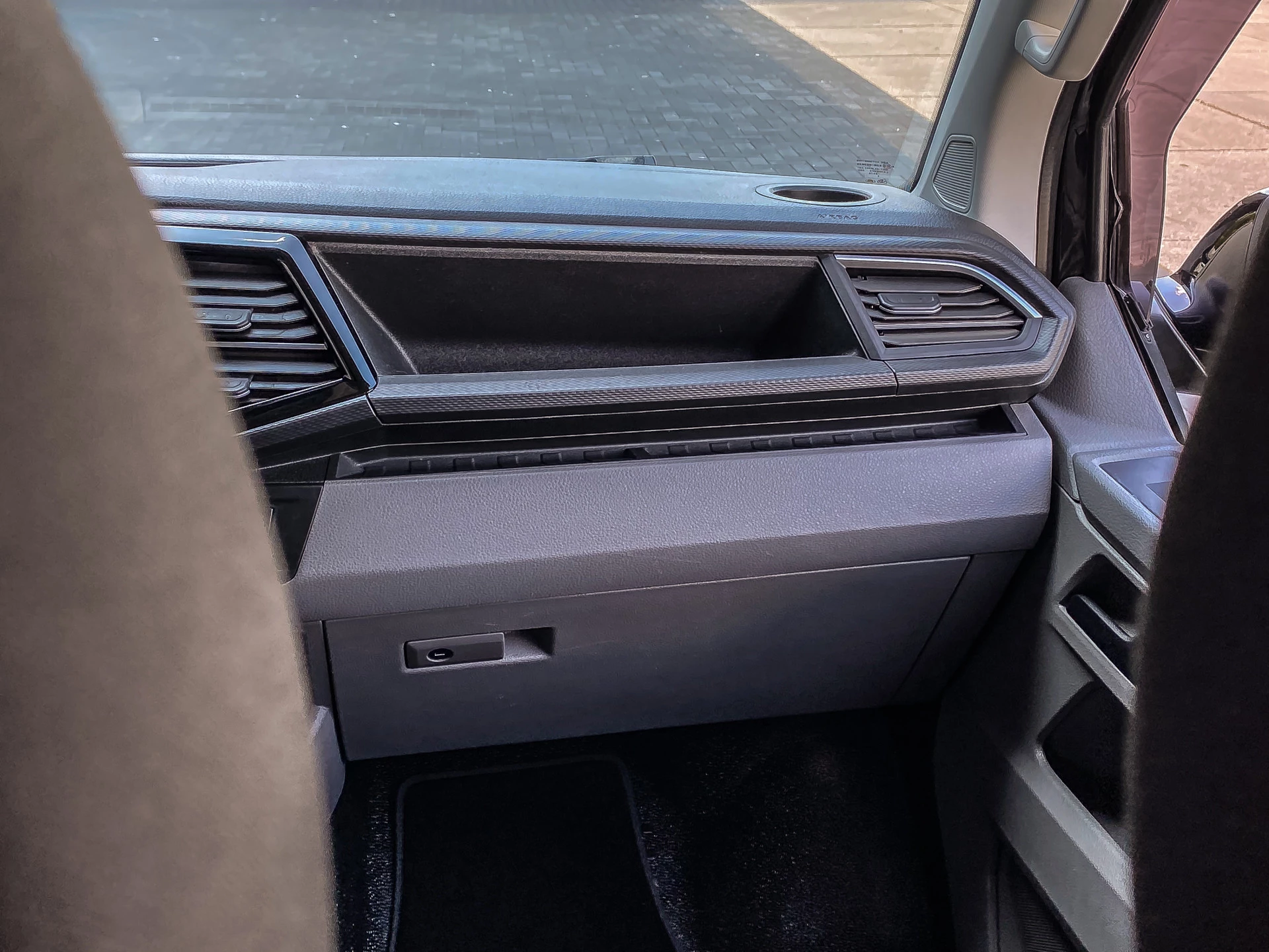 Volkswagen Transporter 2019 - 2.0 TDI 150PK DSG Dubbele Cabine obrázek 56