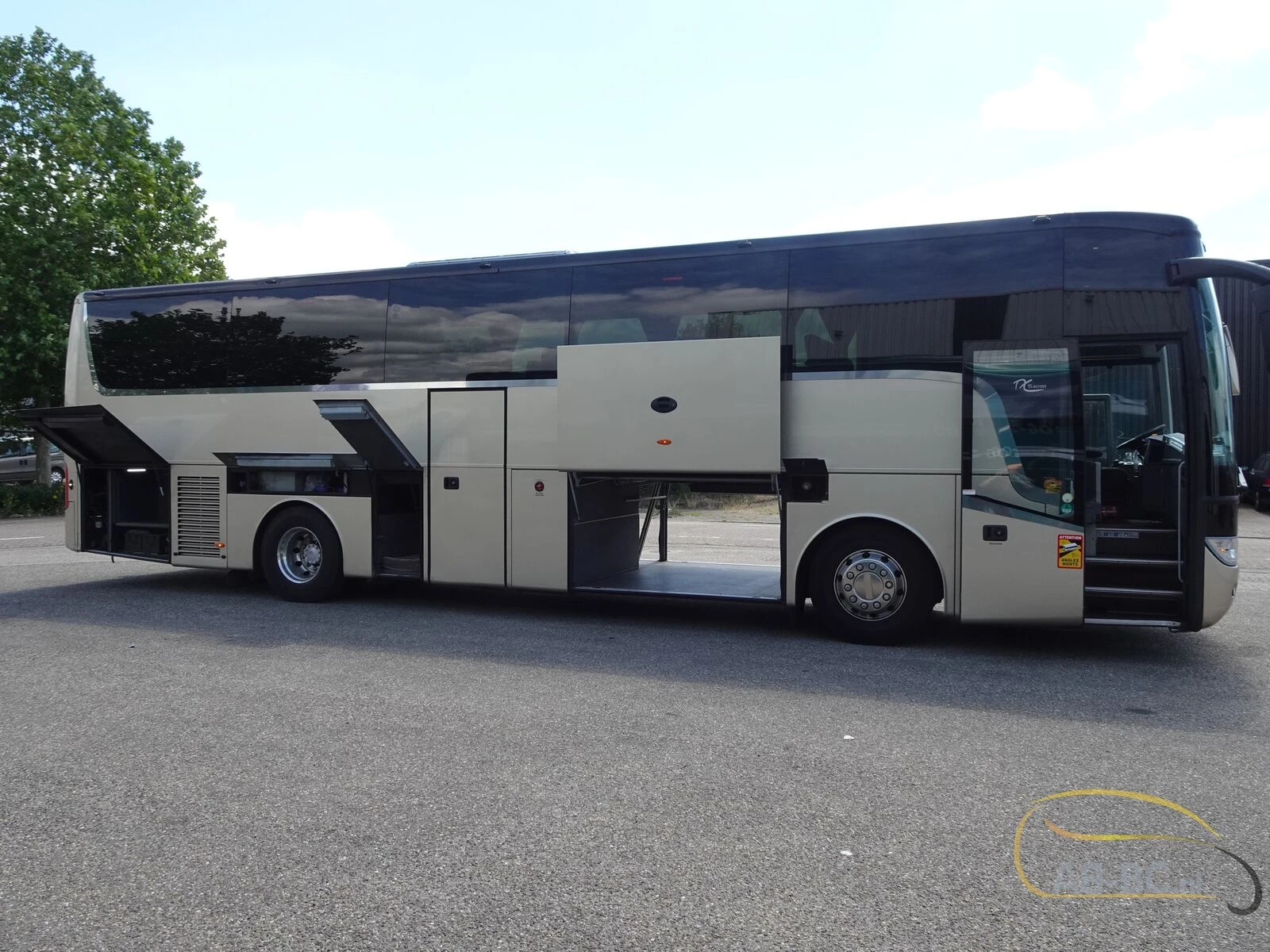 Van Hool TX15 Acron - 46 Seats, Euro 6 2016 afbeelding 4