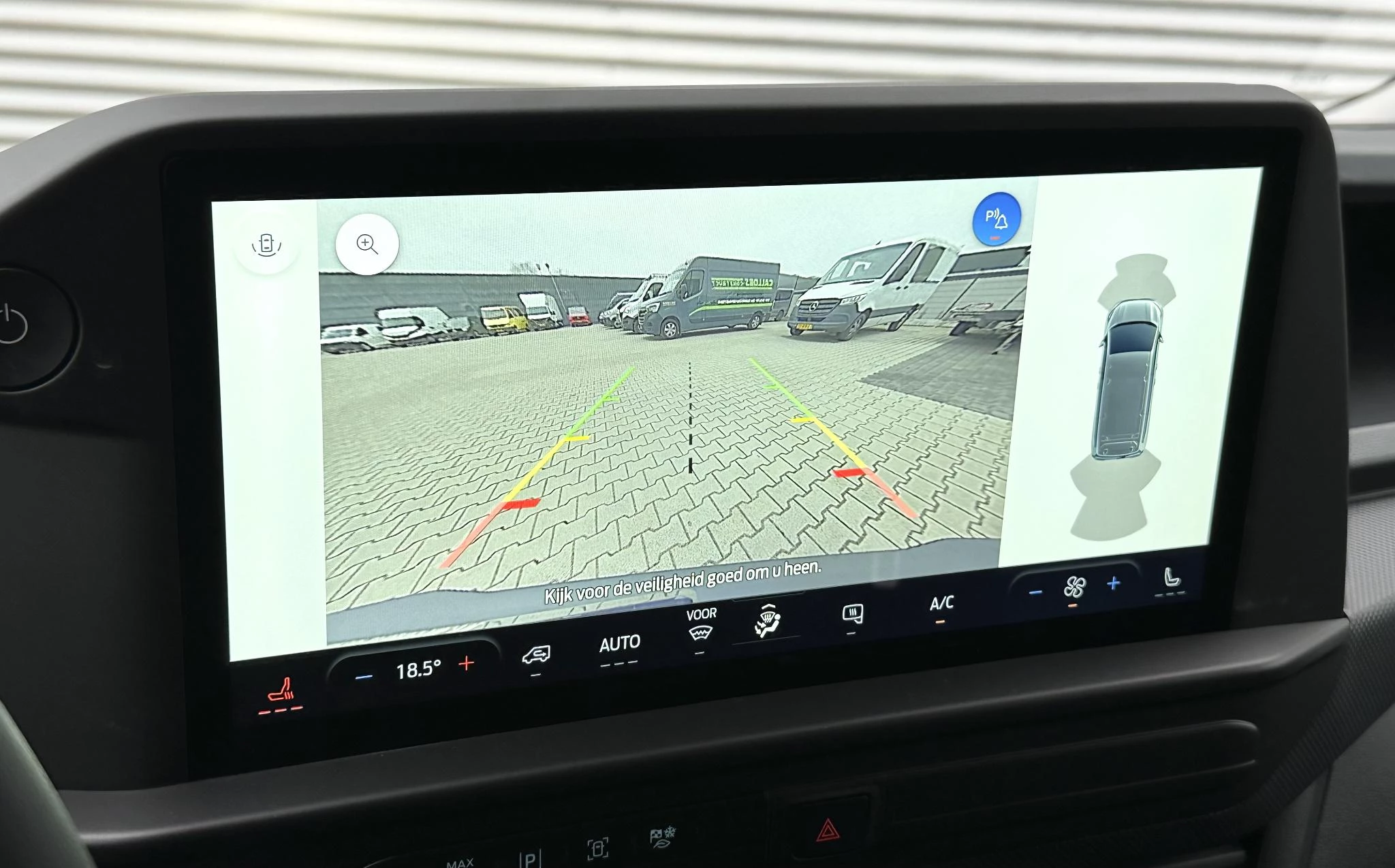 Ford E-Transit 2025 - Cust. 320 L1H1 Trend 65 kWh Nieuw! image 17