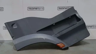 Mercedes-Benz - Body & Chassis Parts Instapbak Re. MB MP4 na prodej