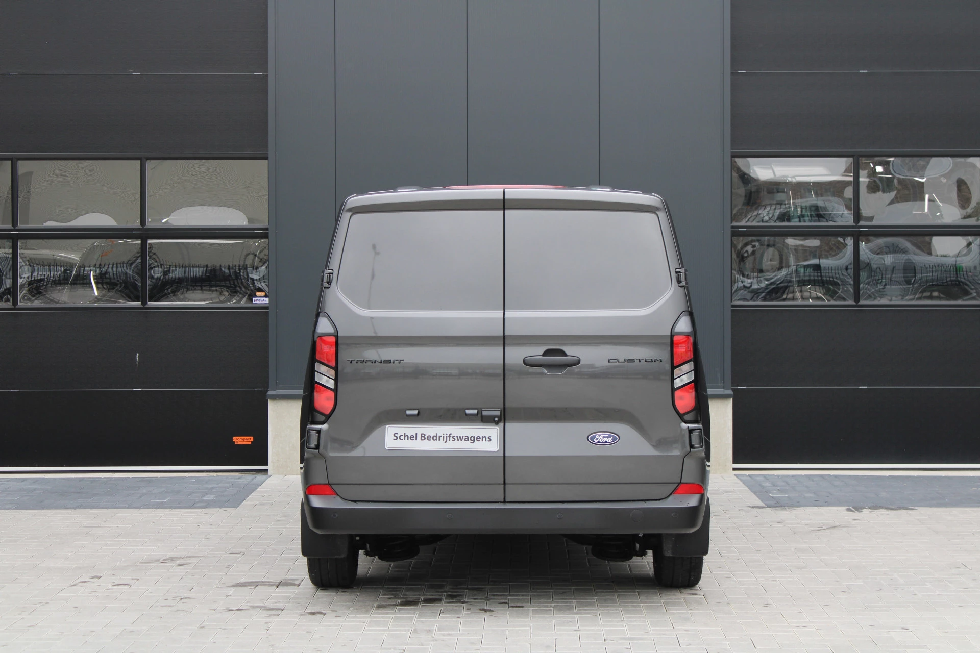 Ford Transit Custom 2024 - 320 2.0 TDCI L2H1 Trend 136pk - Carplay - Android - LED koplampen - Stoelverwarming - 70l tank - Rijklaar obrázek 7