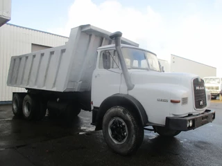 MAN 32.240 1981 - , Manual , 6x4 , Tipper truck , Spring suspension изображение 4