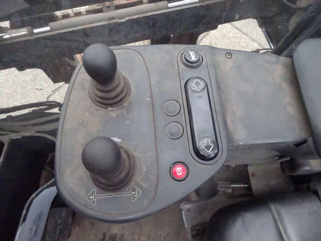 Linde 2006 - R16X / 1600 kg / Reachtruck / Only for parts! afbeelding 9