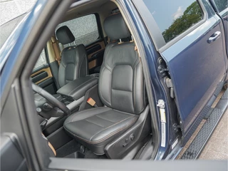 Dodge Ram 1500 2022 - Big Horn Night Edition 3.6L V6 4X4 image 42