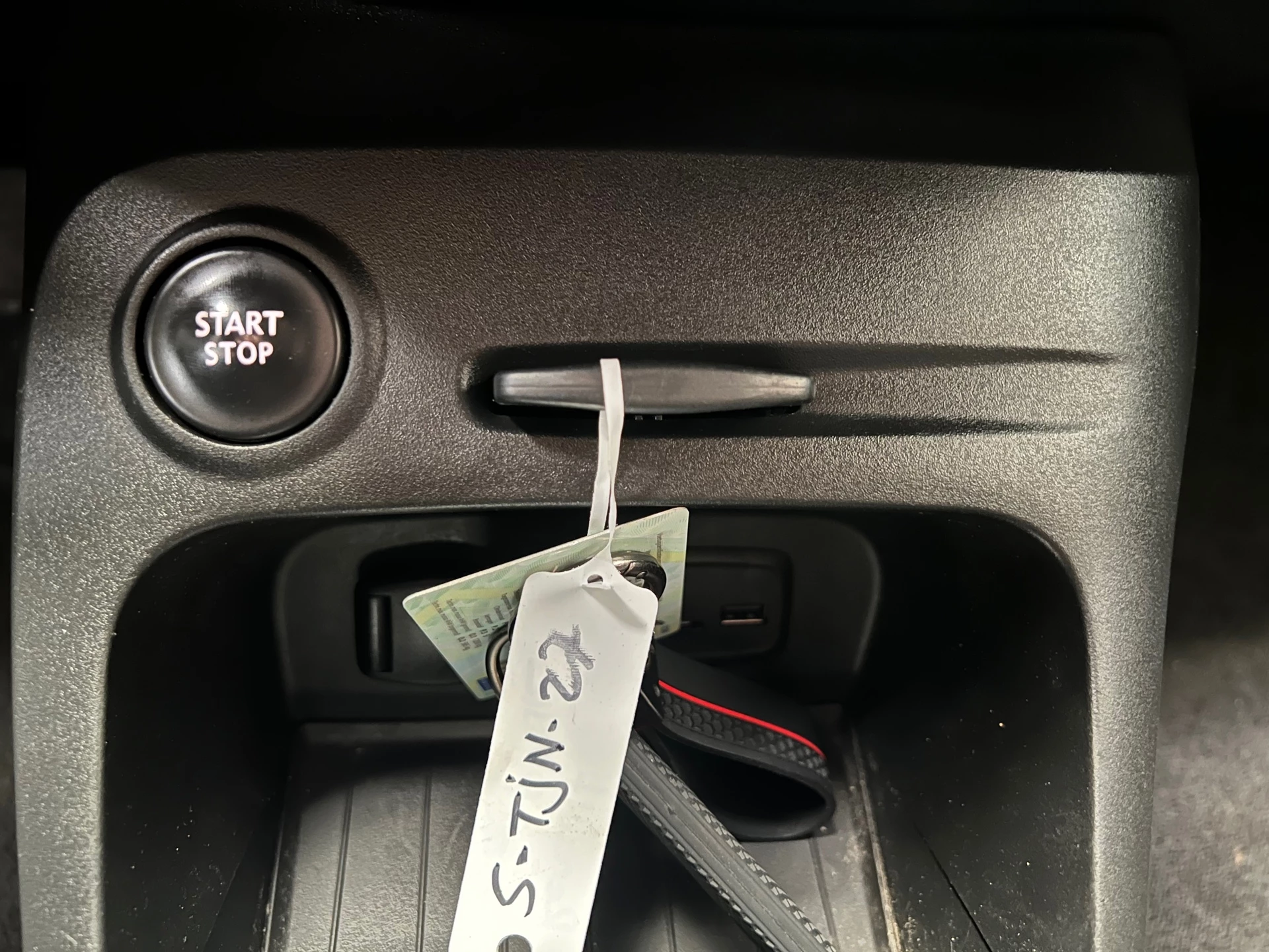 Renault Captur 2014 - 0.9 TCe Dynamique NAP - Achteruitcamera - parksensor - Airco - Cruise. afbeelding 21