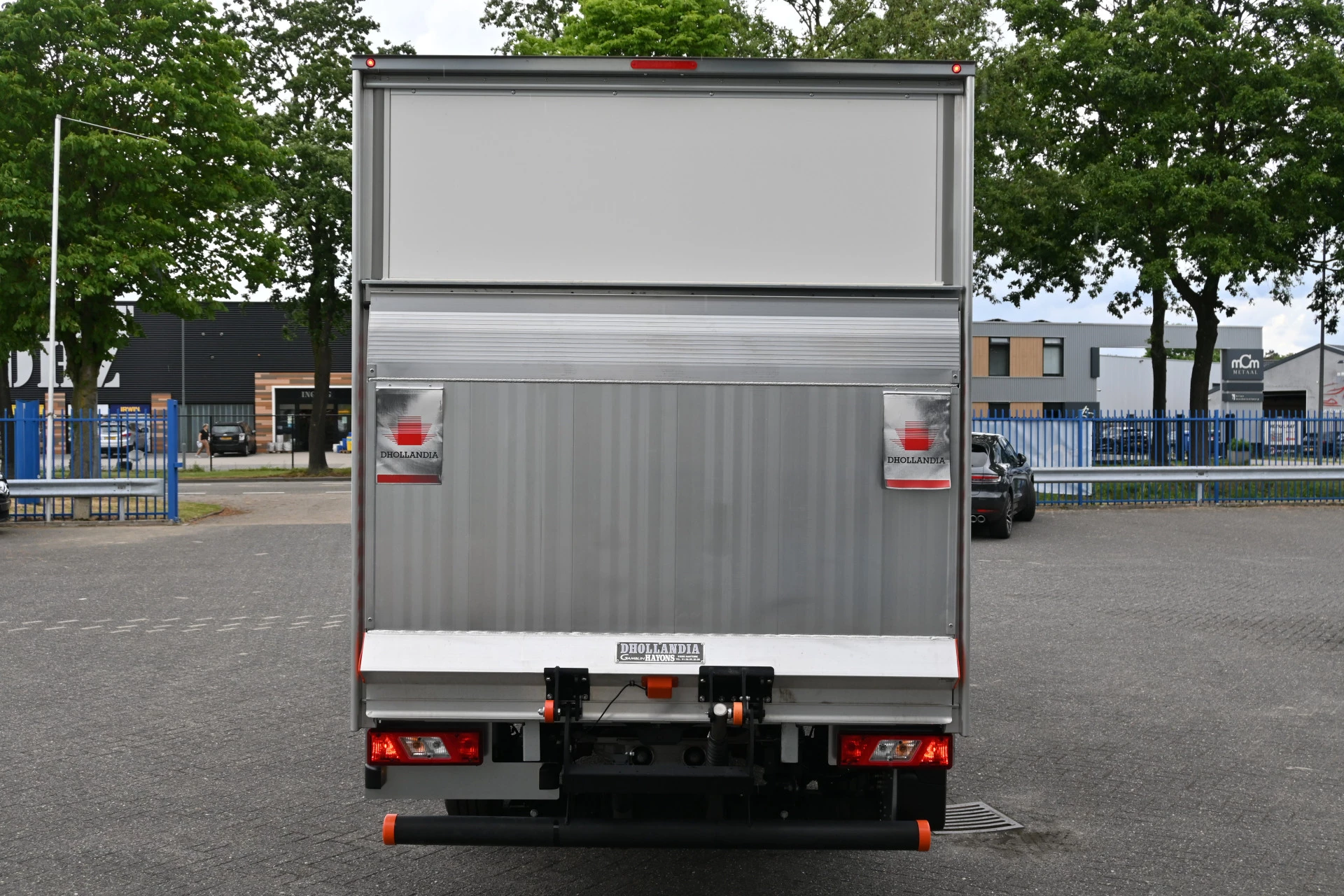 Ford E-Transit 2025 - 68kWh 390L Trend Bakwagen met Dhollandia laadklep imagem 11