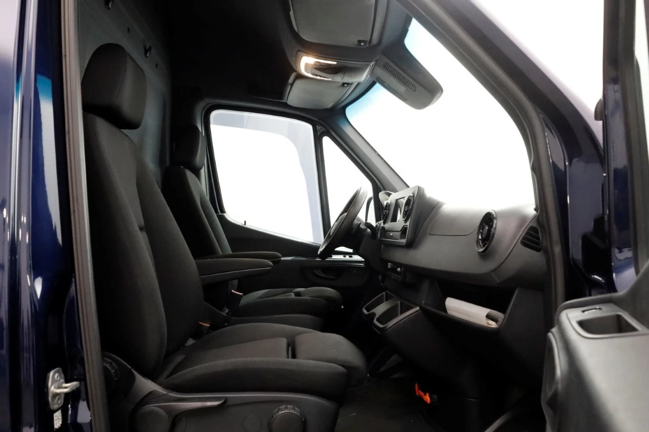 Mercedes-Benz Sprinter 2019 - 316 CDI 163pk 7G Automaat L3H2 Maxi Airco/Camera 10-2019 Bild 3