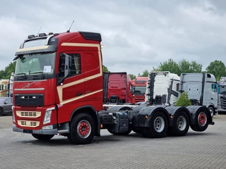 Volvo FH 2020 - 13.540 Globetrotter 8x4*4 - Chassis - 3.7 WB - Full air - PTO obrazek 3