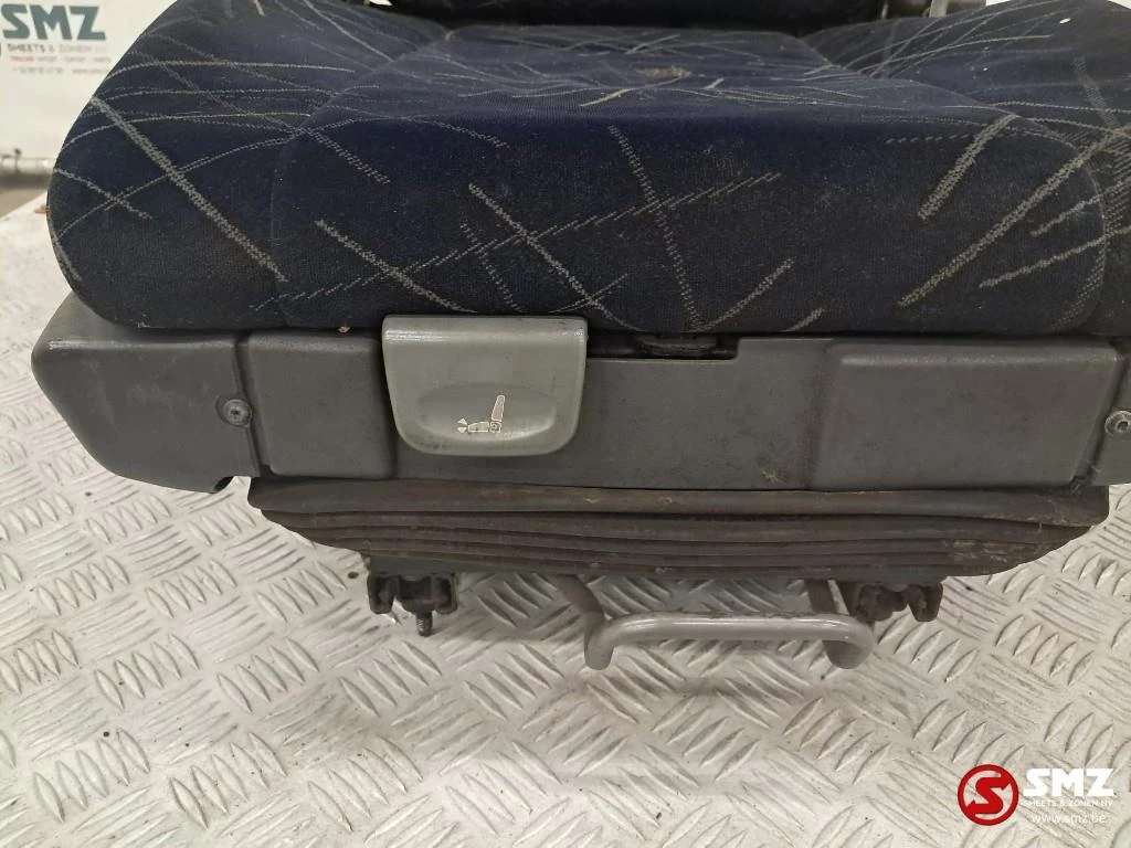 Iveco 2003 - Occ bijrijdersstoel Iveco afbeelding 5