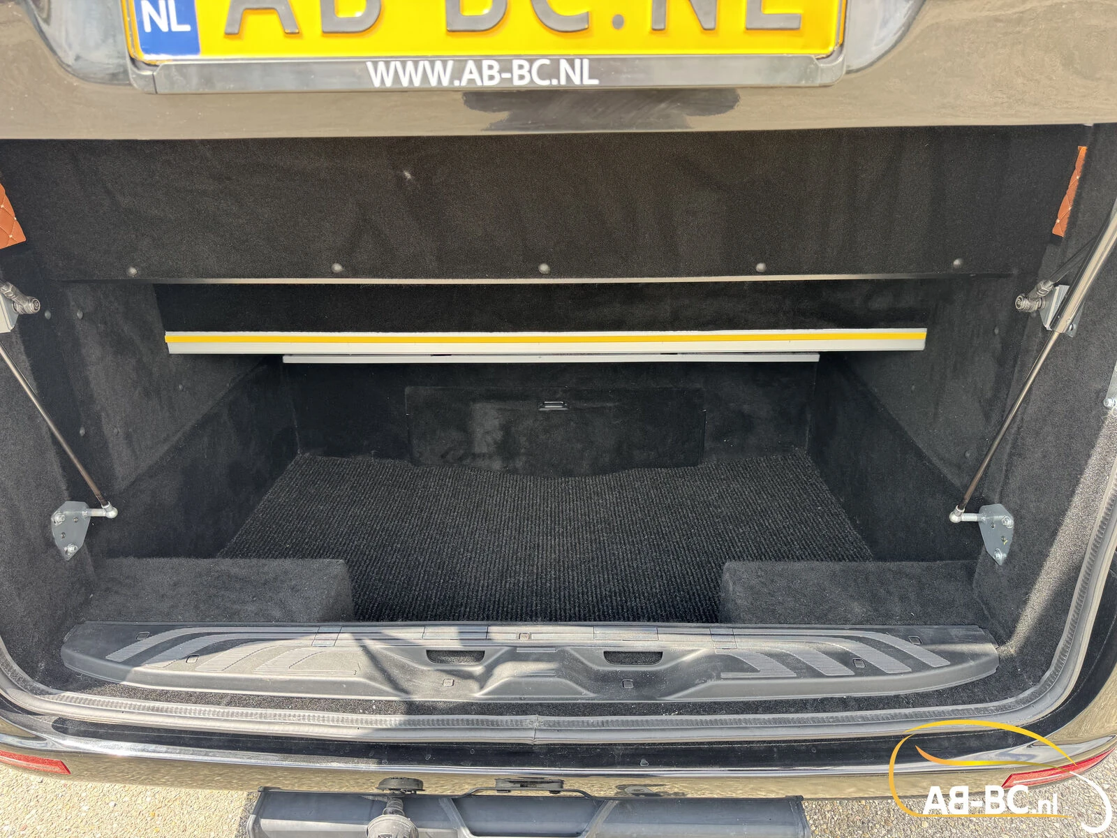 Mercedes-Benz 519 Storm, 21 Seats large luggage space, Euro 6 2026 Bild 26