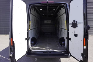 Volkswagen Crafter 2023 - 35 180pk Automaat L4H3/L3H2 Parkeersensoren Camera 2-zits Apple Carplay zdjęcie 3 miniatura