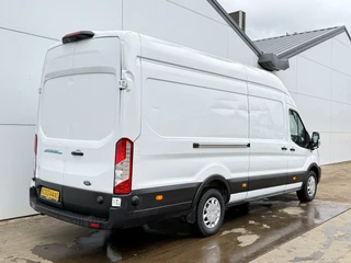 Ford E-Transit 2023 - 68kWh 184PK L4H3 317km WLTP BEV Snelladen Carplay Climate control 360° Camera Parkeersensoren v+a Stoelverwarming image 2 thumbnail