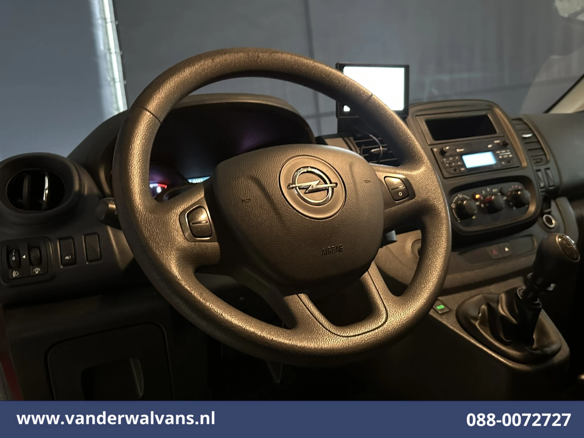 Opel Vivaro 2018 - 1.6 CDTI L1H1 Euro6 Airco | Imperiaal | Navigatie | Cruisecontrol | LED | Trekhaak zdjęcie 13