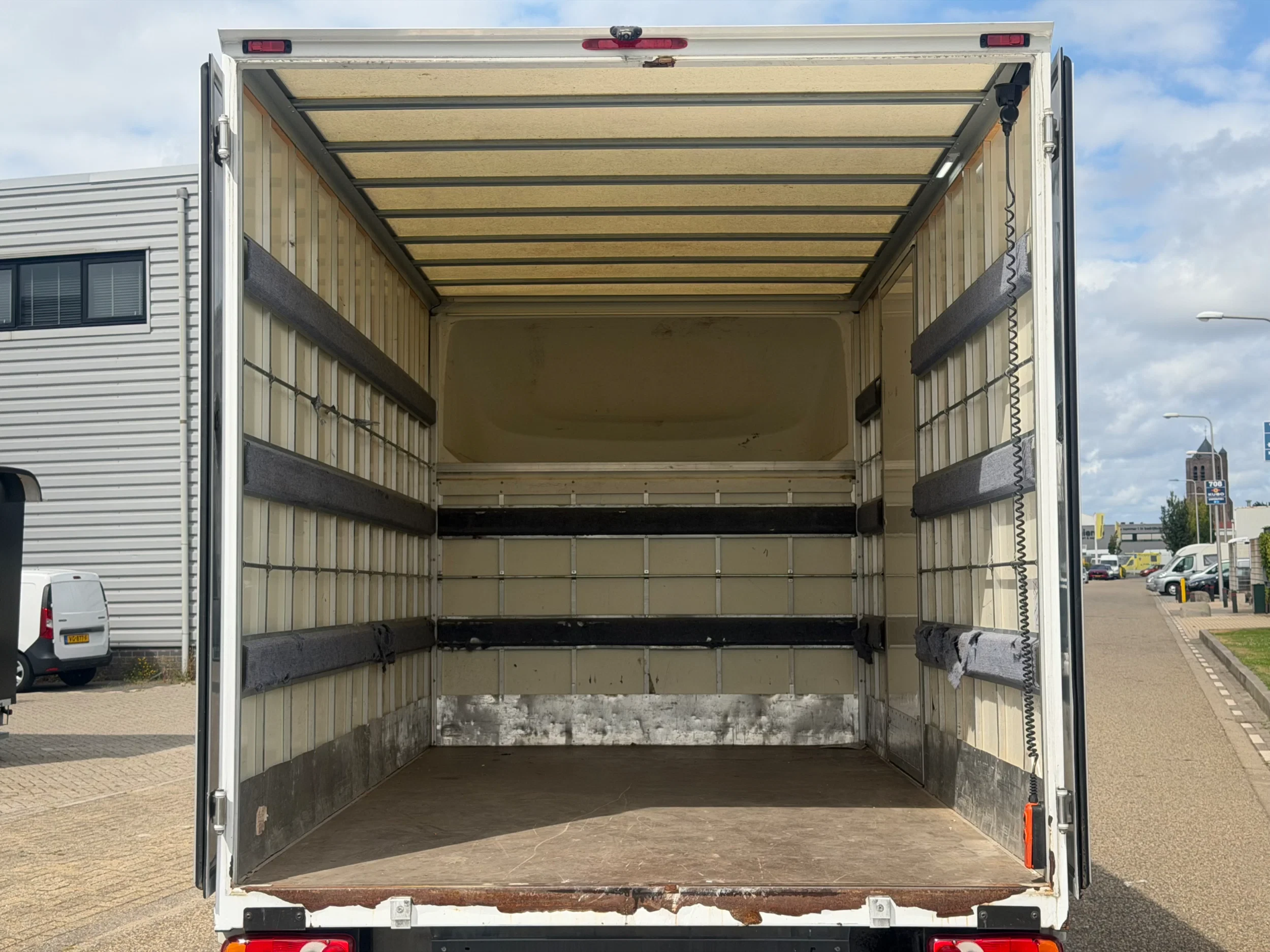 Renault Master 2021 - 2.3DCI Bakwagen Laadklep Zeideur Airco Cruisecontrol 165PK EURO 6 afbeelding 9