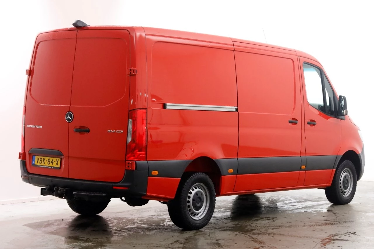 Mercedes-Benz Sprinter 2019 - 314 CDI 143pk E6 RWD L2H1 Navi/Camera/Trekhaak 3500kg 08-2019 Bild 2