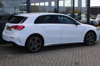 Mercedes-Benz A-Class 2021 - 250e AUT8 AMG Limited NIGHT PAKKET SFEER CARPLAY DAB NAVI obrazek 5