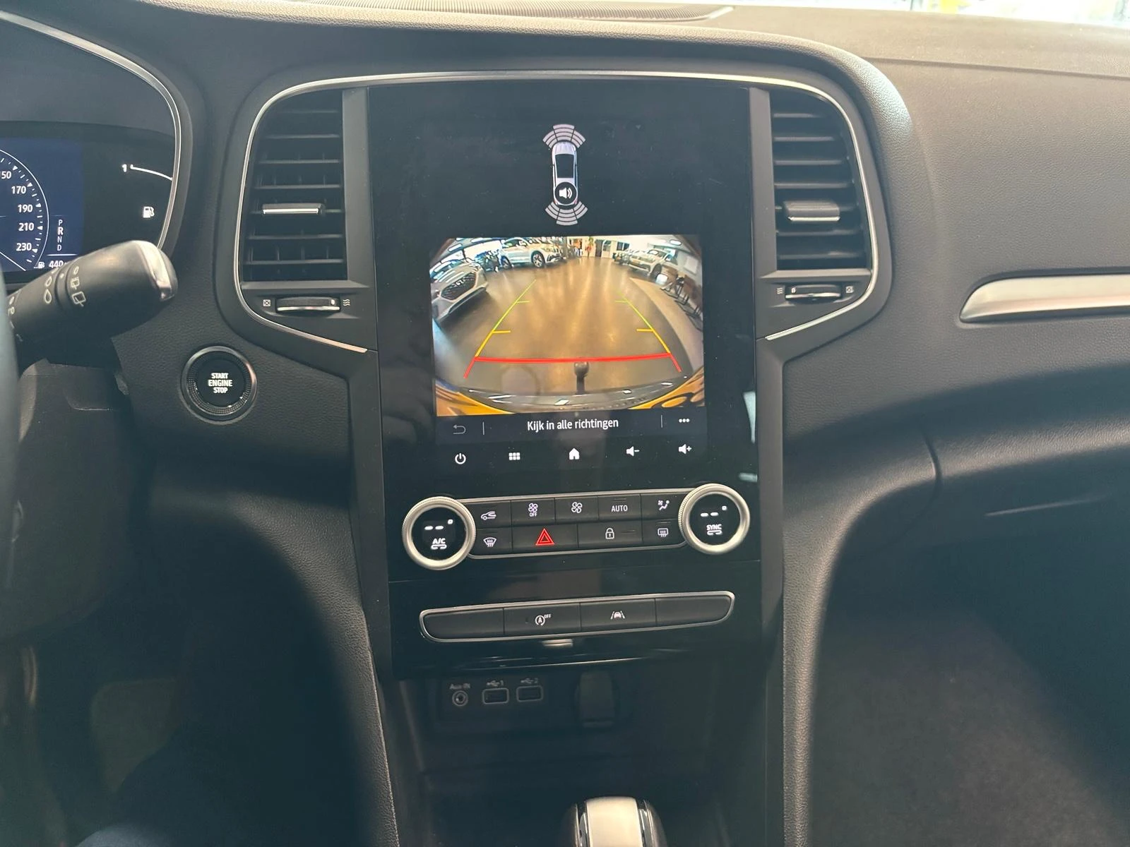 Renault Mégane Estate 2022 - 1.3 TCe Intens AUTOMAAT imagem 14