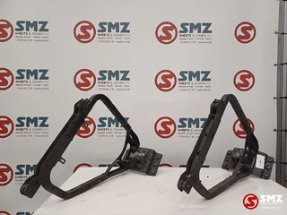 Renault N/A 2017 - Occ set side skirt steunen Renault image 2
