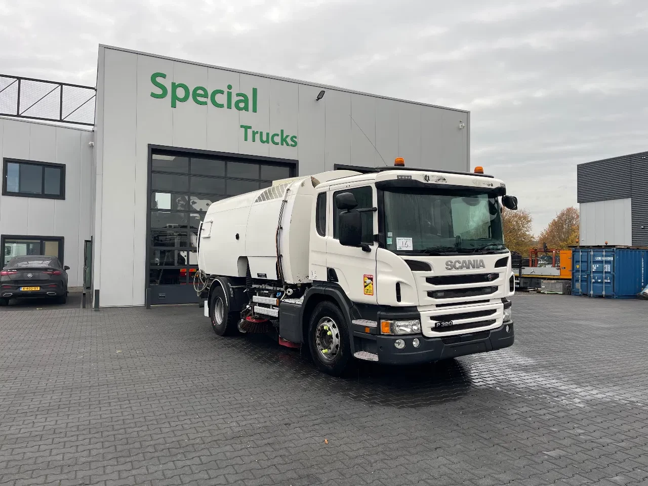 Scania P 2016 - P320 4x2 + Bucher Schörling Optifant 8000 (Only 36.360Km!!) Sweeper/Cleaner/Kehrwagen изображение 1