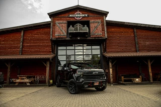 Chevrolet Silverado 2024 - Z71 Trailboss widebody LPG, Bedcover in kleur, 360 graden camera zdjecie 3