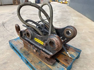 OilQuick N/A 2018 - OQ70/55 - M318D / 320D / 320E / 320F / 323D / 323E obrazek 6