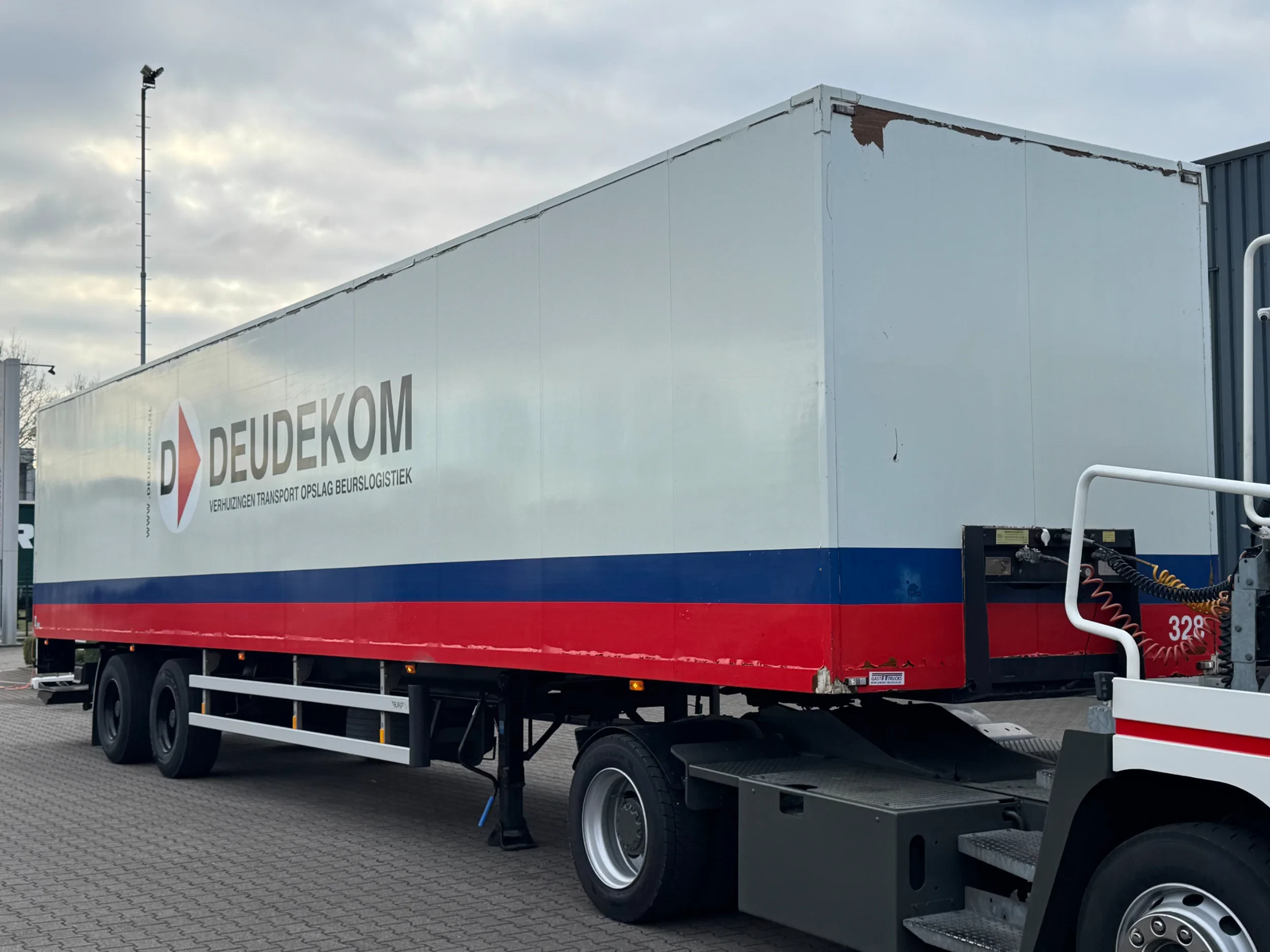 Burg BPO 12-18-GRNXX 2003 - Gesloten Trailer / Stuur-as / Roldeur Defect afbeelding 7