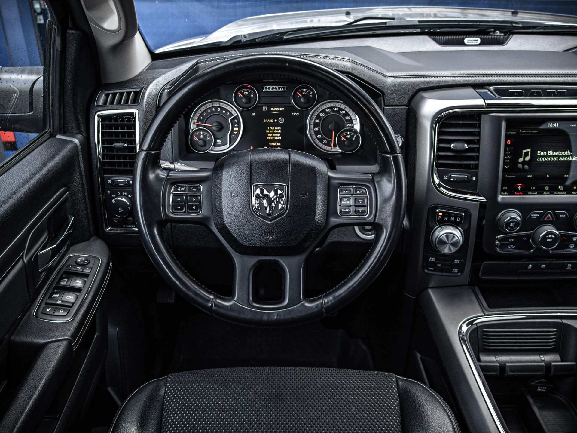 Dodge Ram 1500 2021 - Sport | 5.7L HEMI V8 4x4 image 9