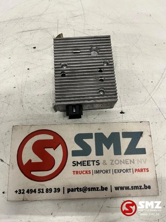 Mercedes-Benz 2012 - Occ spanningsomvormer 10A Mercedes afbeelding 1