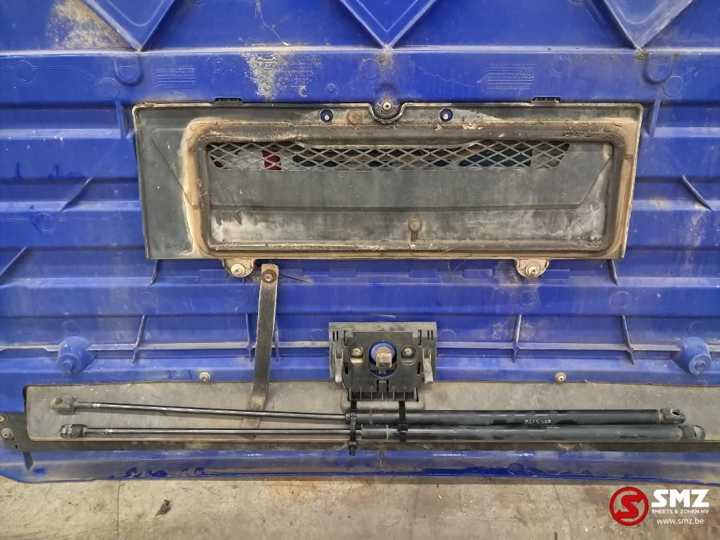 MAN 2013 - Occ radiator grille MAN afbeelding 4