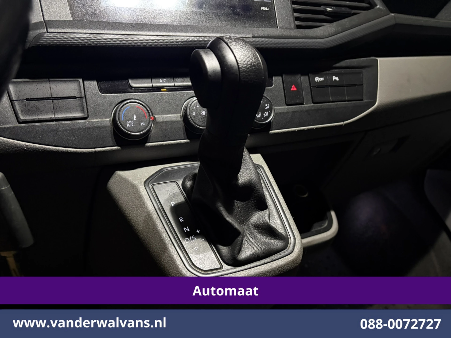 Volkswagen Transporter 2020 - 2.0 TDI 150pk Automaat L1H1 Euro6 Airco | Camera | Apple Carplay | Cruisecontrol obrázek 2