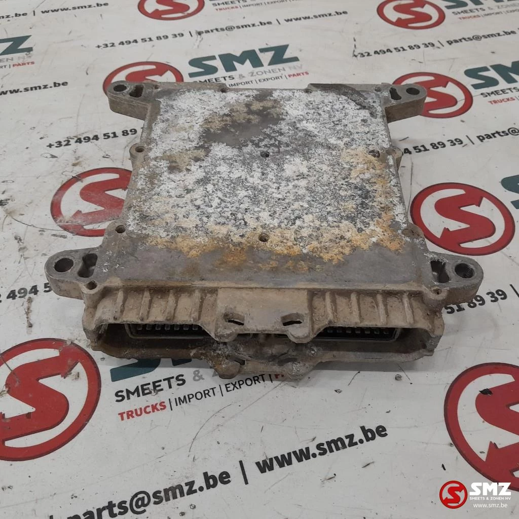 Iveco 2000 - Occ ECU motorbesturingseenheid Cursor 10 F3AE0681D obrázek 5