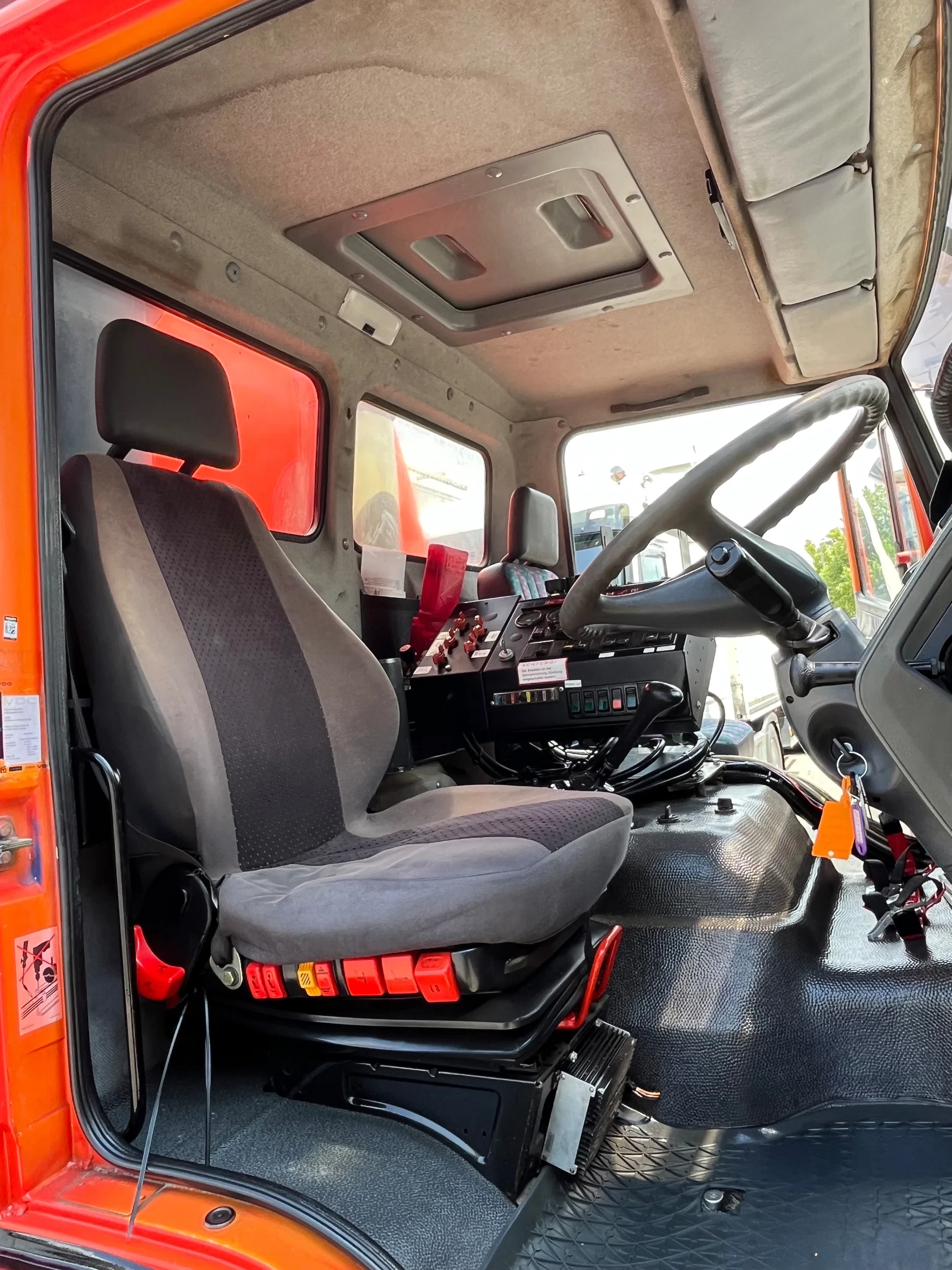 Mercedes-Benz 1317 2000 - KO, Kehrmaschine, Straßenreiniger, selbstf. Arbeitsmaschine afbeelding 20